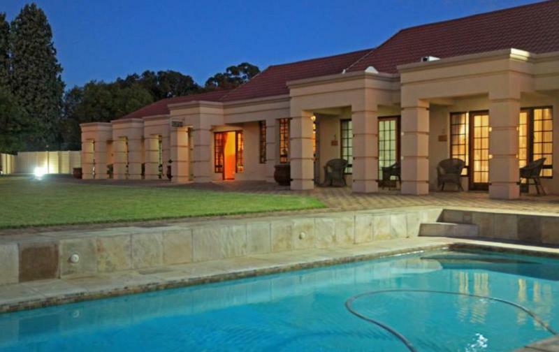 African Crest Guest House Vereeniging Exterior foto